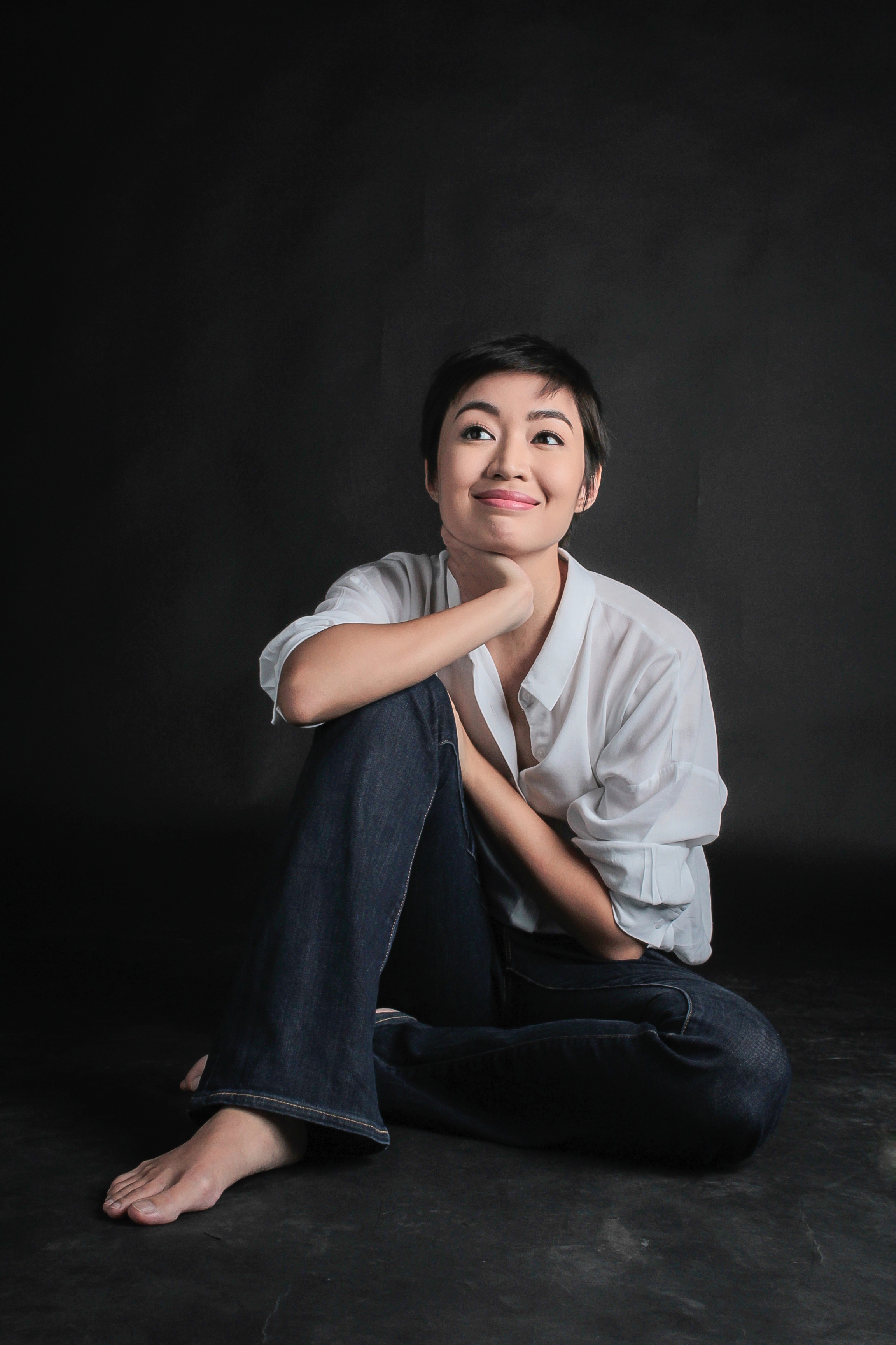 Regina De Vera photographed by Camille Orense